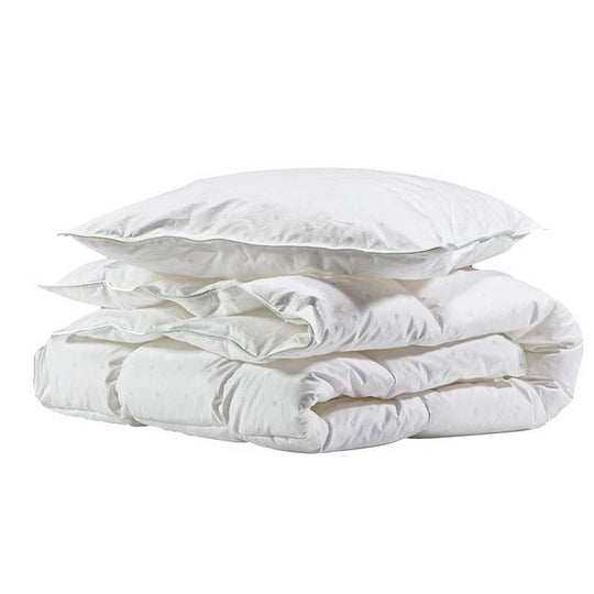 Fossflakes Nordic Sleep 100x140 cm junior täcke och kuddset