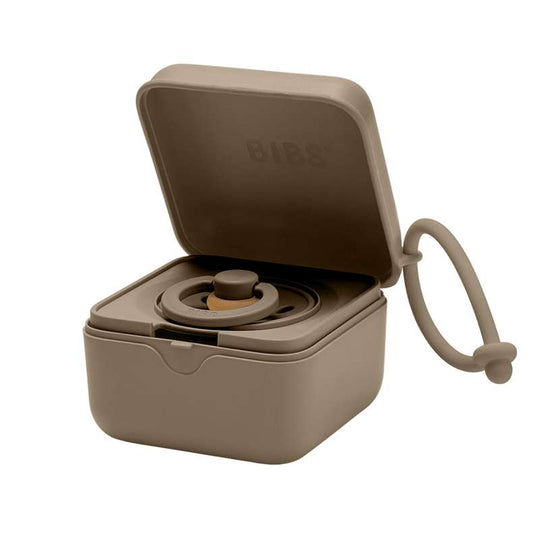 BIBS Accessories Pacifier Box - Nappbox m. Plats för 3 Nappar - Dark Oak