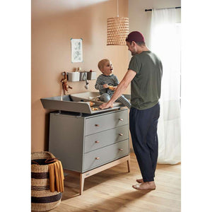 Leander Matty™ skötbädd - Cappuccino