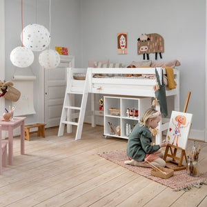 Hoppekids PREMIUM Halvhøj seng m. ryglæn - Skrå stige - Flere størrelser - Hvid-Juniorseng-Mammashop.dk